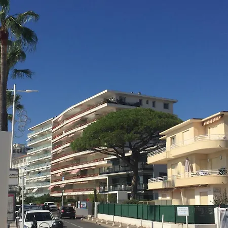 Gorgeous One-bedroom With Terrace And Sea View -stayinantibes- Bijou * Antibes