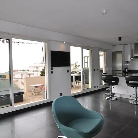 Gorgeous One-bedroom With Terrace And Sea View -stayinantibes- Bijou