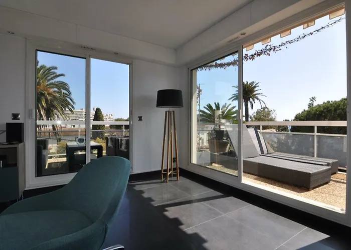 Gorgeous One-bedroom With Terrace&sea View -stayinantibes- Bijou * Antibes